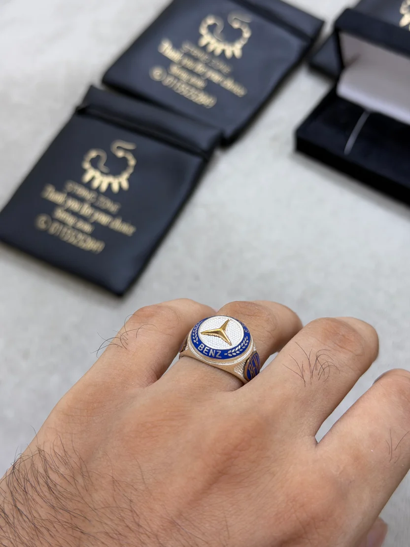 Mercedes ring