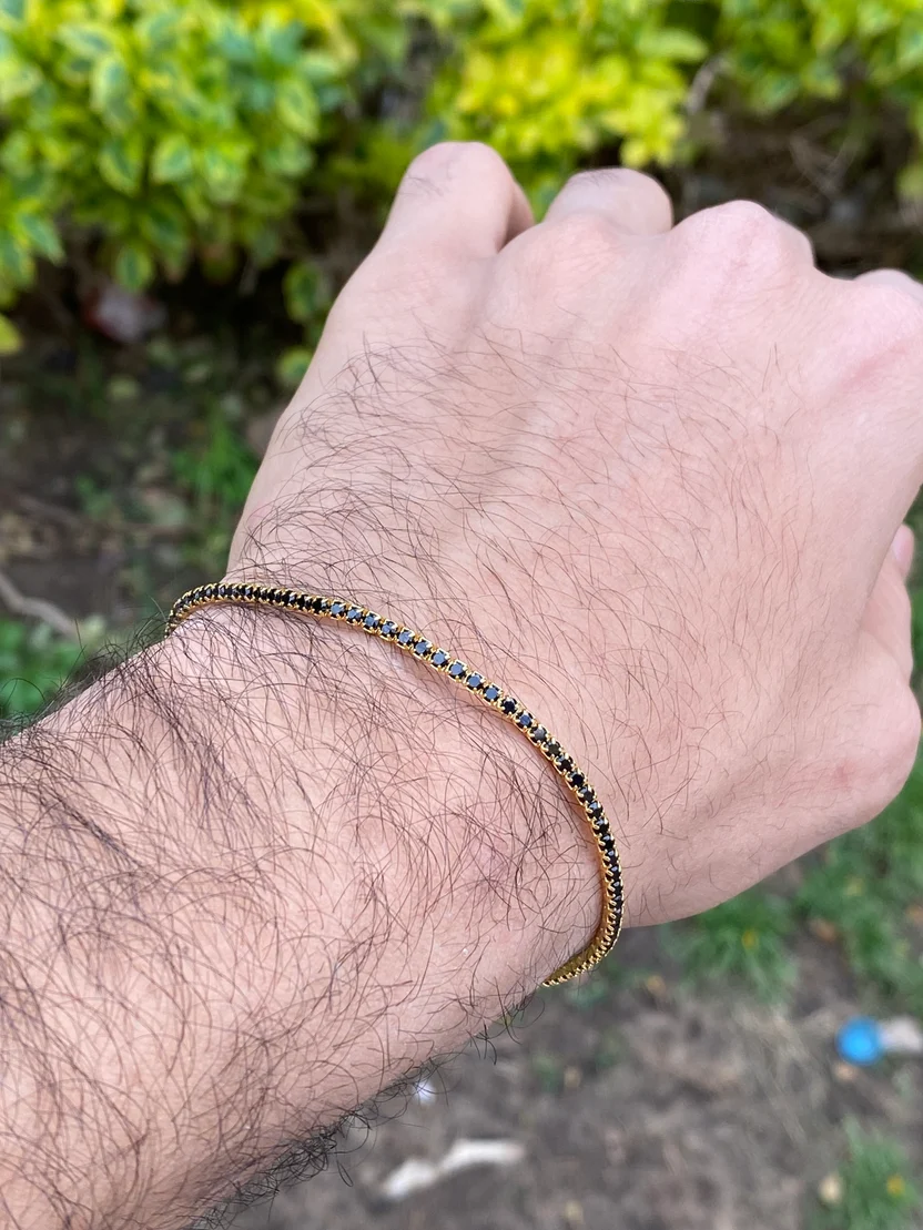 Tennis bracelet